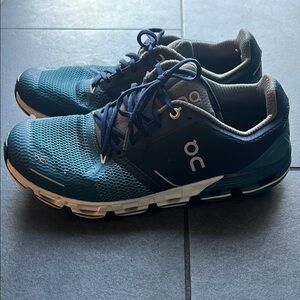 On Running Blue Sneakers Lightweight Breathable Design